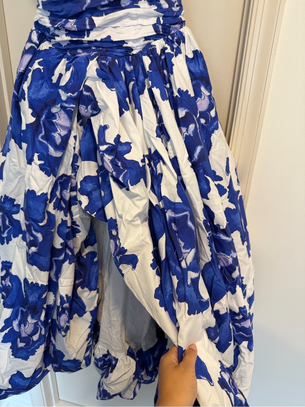 Aje Behold Maxi Dress Strapless Blue & White Floral Size AU 6 (US 2) - Picture 7 of 12